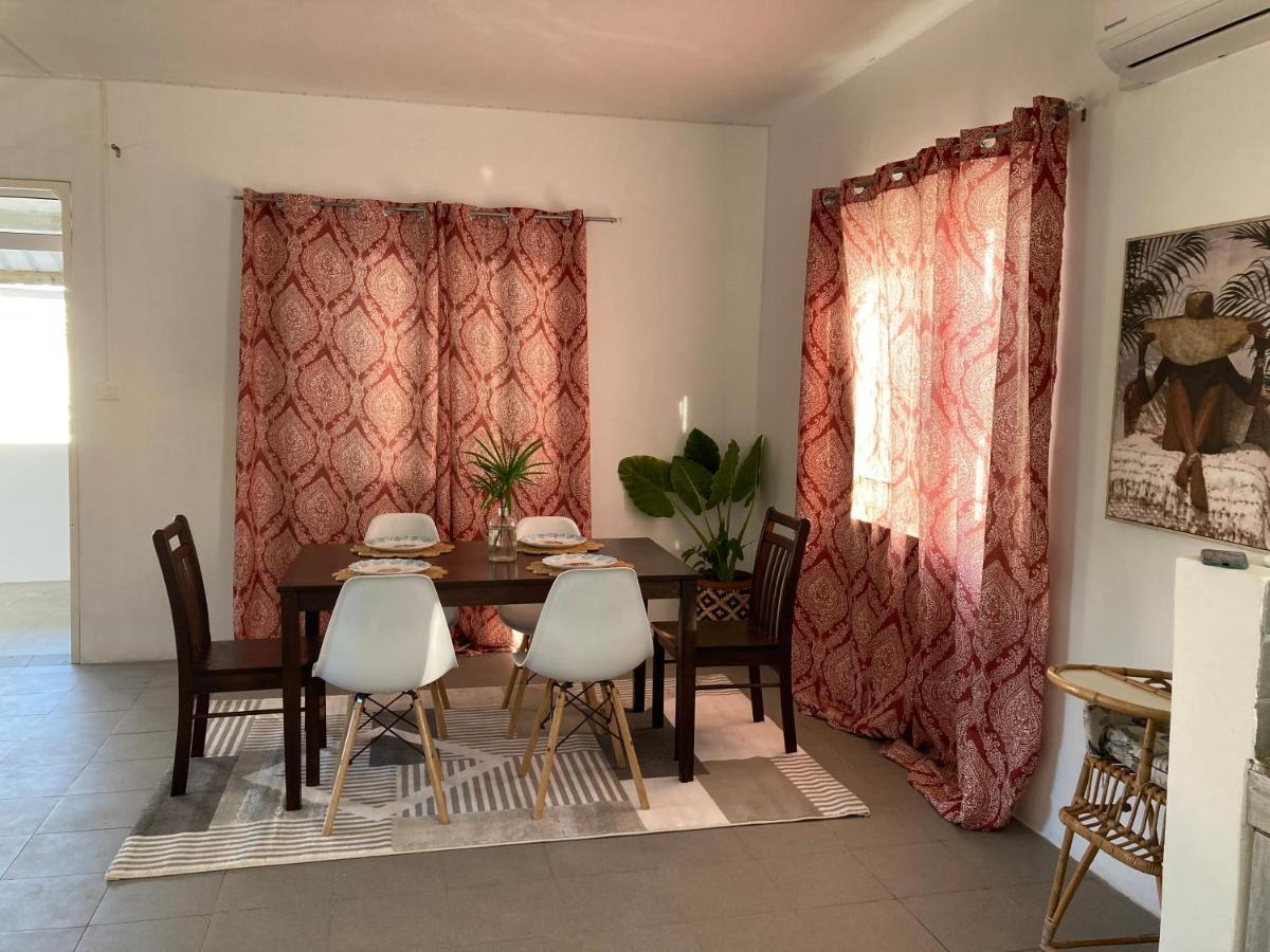 Chez Jess Apartment เกป มาลเออเรอส์ ภายนอก รูปภาพ
