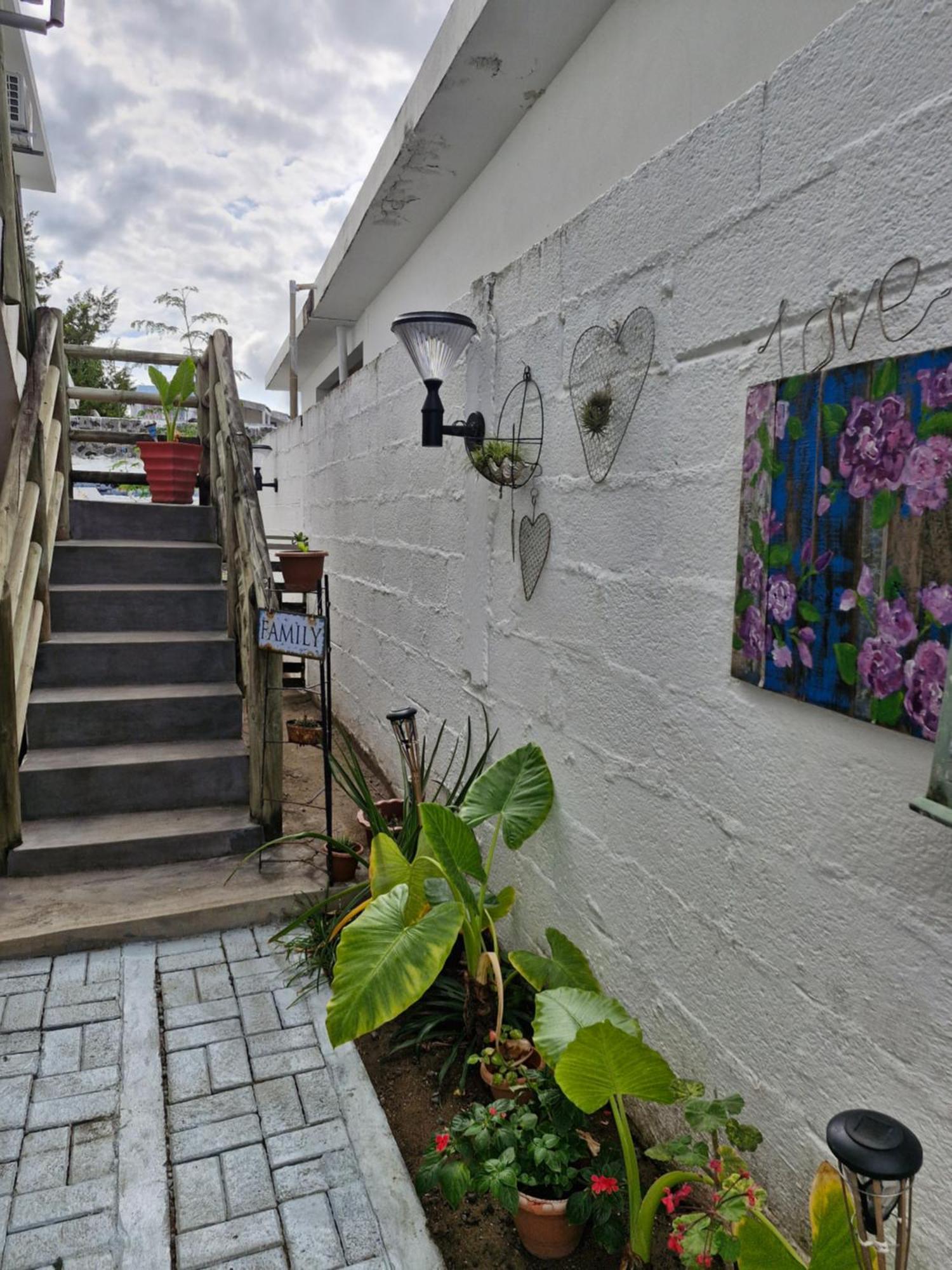 Chez Jess Apartment เกป มาลเออเรอส์ ภายนอก รูปภาพ
